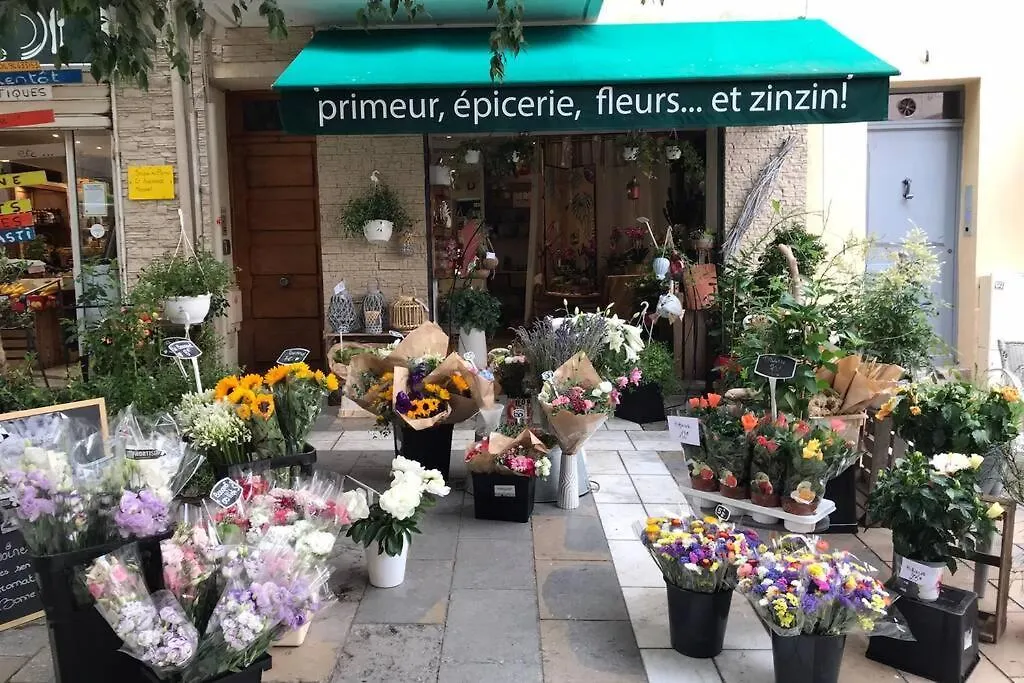 La Petite Oasis, Newly Renovated Apartment Toulon